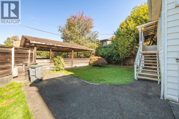481 W 21st Avenue, Vancouver, BC V5Y2E6 Photo 5