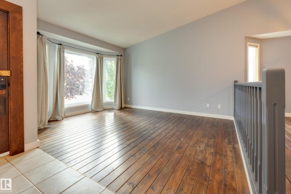 4810 42 St, Beaumont, AB, photo 3