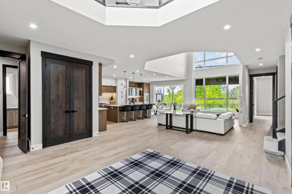 Kitchen - 4810 Knight Cr Sw, Edmonton, AB T6W5A2 Photo 3