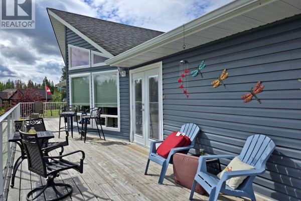 4812 Ten Mile Lake Road, Quesnel, BC, photo 2