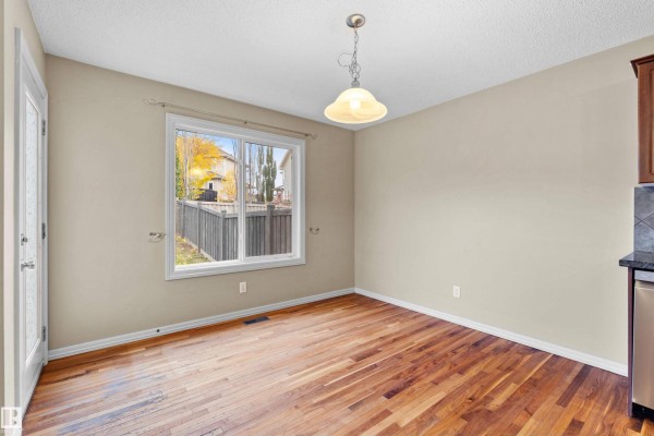 Bedroom 2 - 4816 213 St Nw, Edmonton, AB T6M0G7 Photo 5