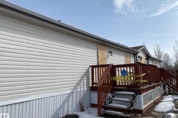 Kitchen - 4816 48 Av, Wetaskiwin, AB T9A0E7 Photo 3