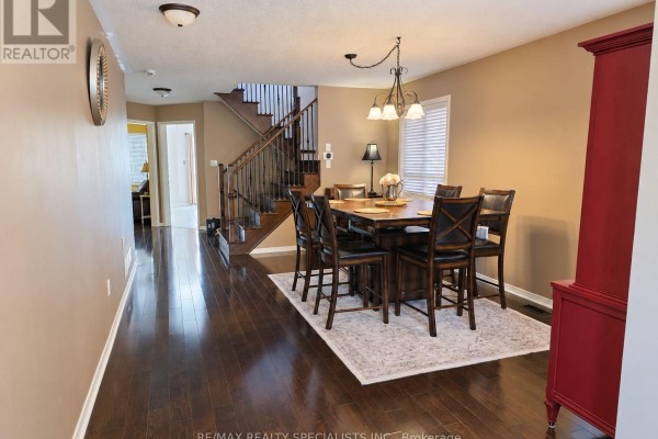 Family room - 482 Grant Way, Milton, ON L9T0S8 Photo 2