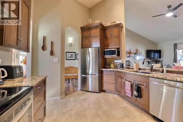 Ensuite - 482 Mountain View Dr, Lake Cowichan, BC V0R2G1 Photo 5