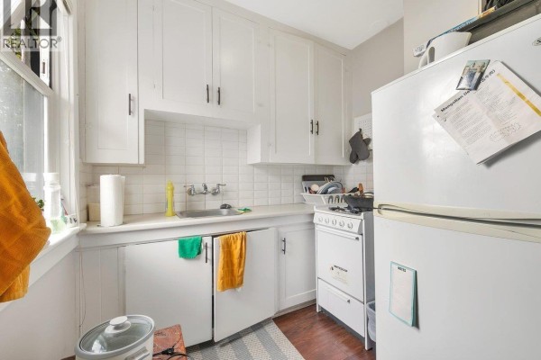 482 W 17th Avenue, Vancouver, BC, photo 3