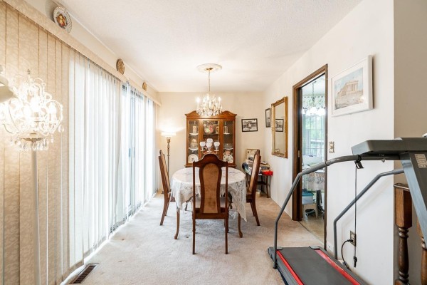 4820 200 Street, Langley, BC V3A1L5 Photo 4