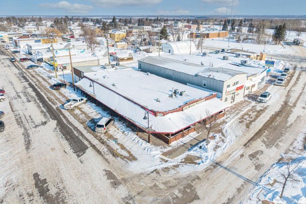 4820 49 St, Redwater, AB T0A2W0 Photo 5