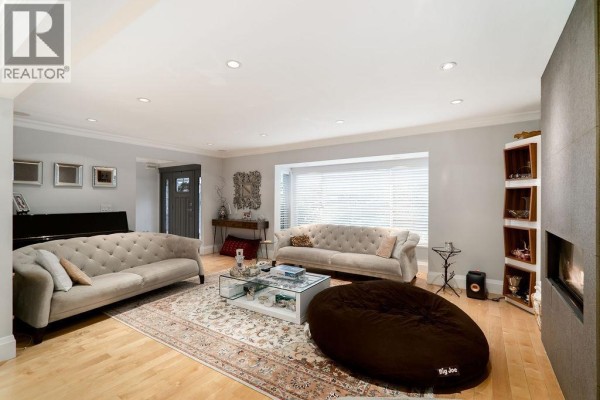 4820 Headland Drive, West Vancouver, BC V7W2Z3 Photo 5