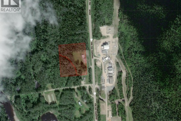 48201 Hart Highway, Mcleod Lake, BC V0J0B3 Photo 2