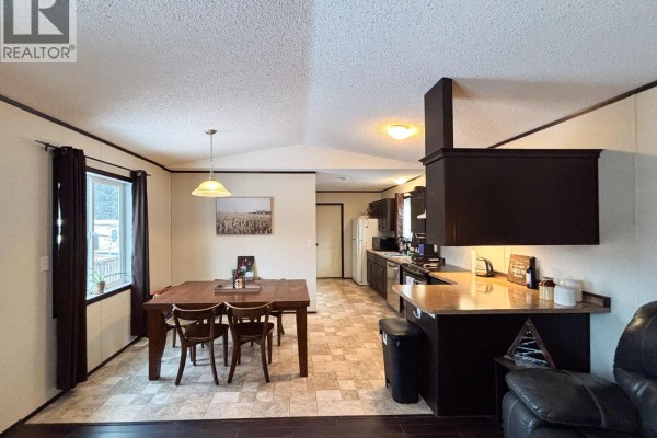 4pc Bathroom - 4821 Crescentwood Drive, Edgewater, BC V0A1E0 Photo 3