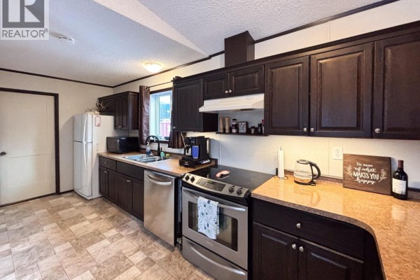 4pc Ensuite bath - 4821 Crescentwood Drive, Edgewater, BC V0A1E0 Photo 5
