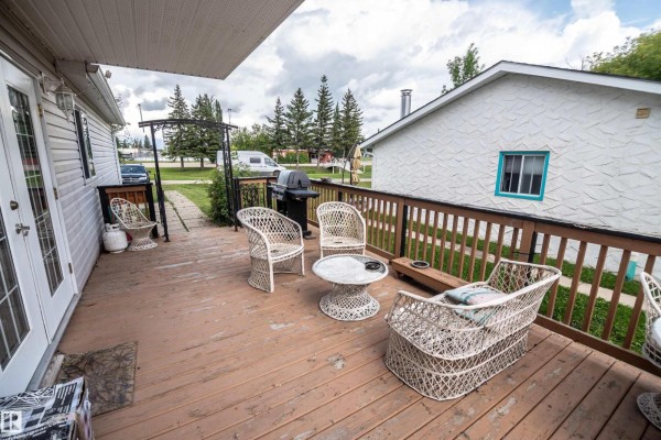 Bedroom 2 - 4824 50a St, Rural Lac Ste  Anne County, AB T0E0A0 Photo 5