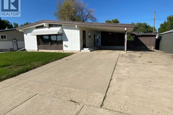 Residential for sale at 4825 56 Avenue N, Taber, AB - MLS® SdLg0H