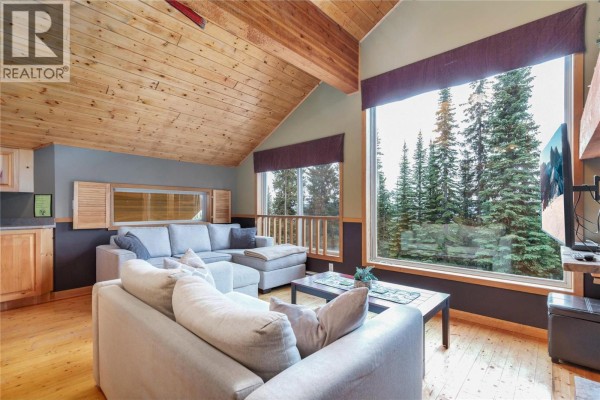 Foyer - 4825 Snow Pines Road Unit# D, Big White, BC V0H1A0 Photo 4