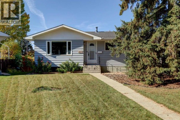 Foyer - 4827 Montana Drive Nw, Calgary, AB T3B1G3 Photo 2
