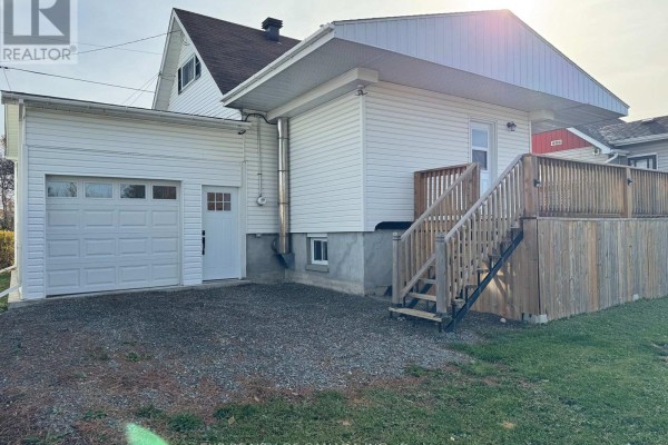 Dining room - 483 Elm Street S, Timmins, ON P4N1X8 Photo 4