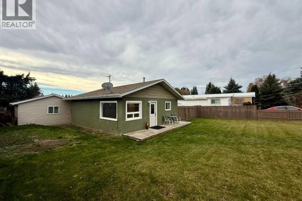 Laundry room - 4839 52 Avenue, Eckville, AB T0M0X0 Photo 4