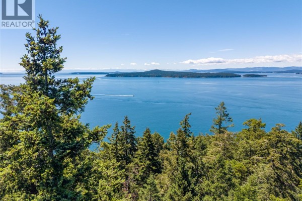 4846 Cutlass Crt, Pender Island, BC V0N2M2 Photo 5