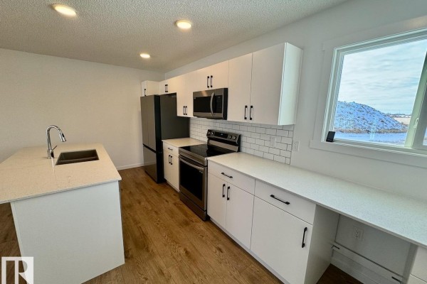 485 Desrochers Bv Sw Sw, Edmonton, AB T6W5L4 Photo 5