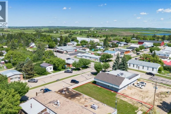 4851 50 Street, Alix, AB T0C0B0 Photo 4