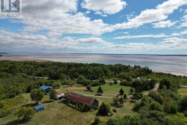 Games room - 4857 Highway 2, Little Bass River, NS B0M1B0 Photo 5