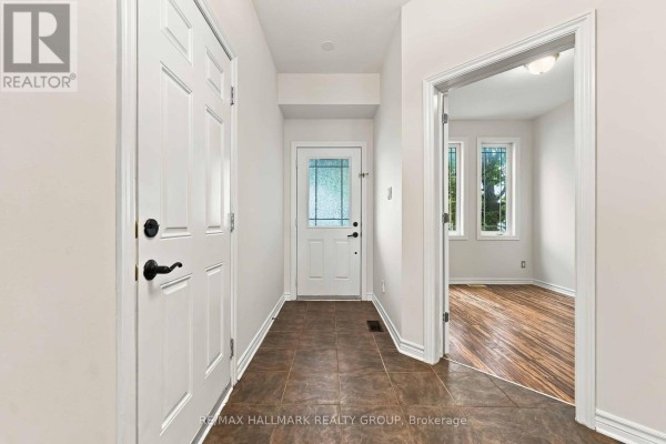 486 Paul Metivier Drive, Ottawa, ON K2J0A9 Photo 3