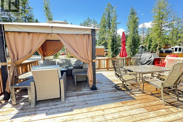 4868 Riverview Drive Unit# 108, Edgewater, BC V0A1E0 Photo 5
