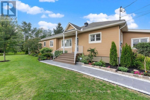 Den - 4869 Thunder Road, Ottawa, ON K0A1K0 Photo 4