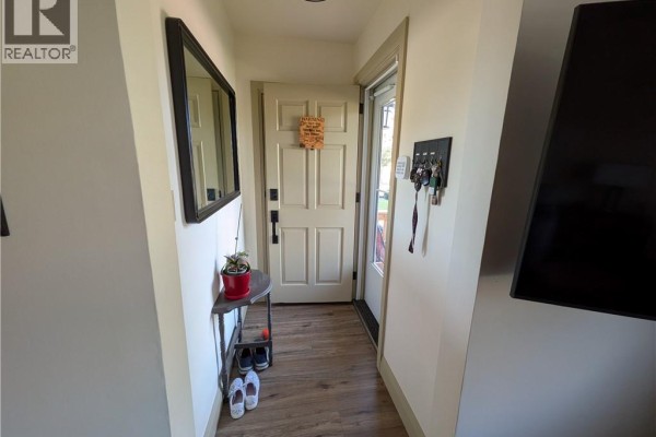 487 Scholfield Avenue N, Welland, ON, photo 2