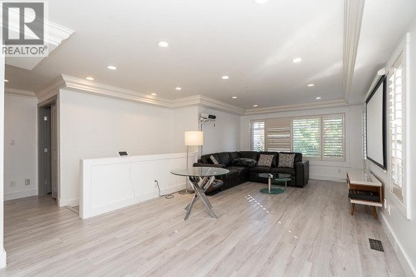 4875 Linden Drive, Delta, BC V4K3A2 Photo 2