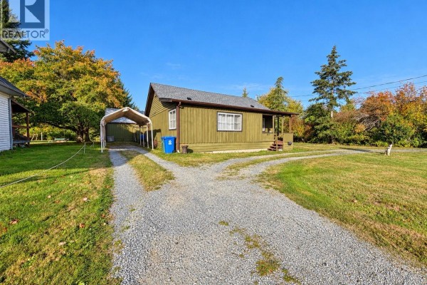 Entrance - 4878 Josephine St, Port Alberni, BC V9Y7G8 Photo 2