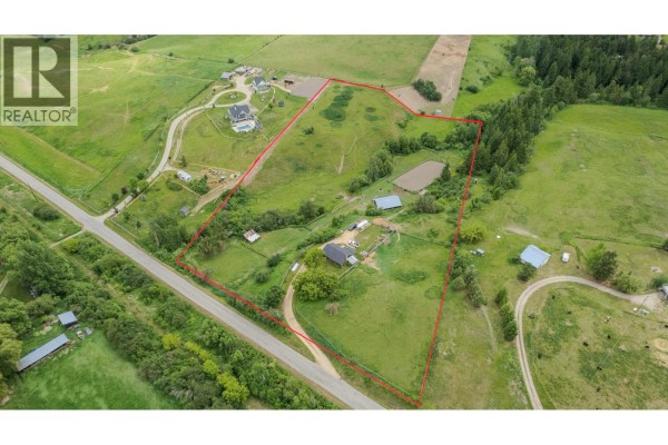 4pc Bathroom - 4878 Stepney Road, Spallumcheen, BC V4Y0R7 Photo 3