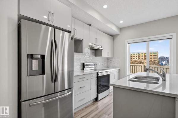Kitchen - 4879 Alwood Pt Sw, Edmonton, AB T6W4N1 Photo 3