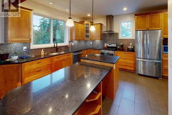 4880 Sanderson Road, Texada Island, BC, photo 2
