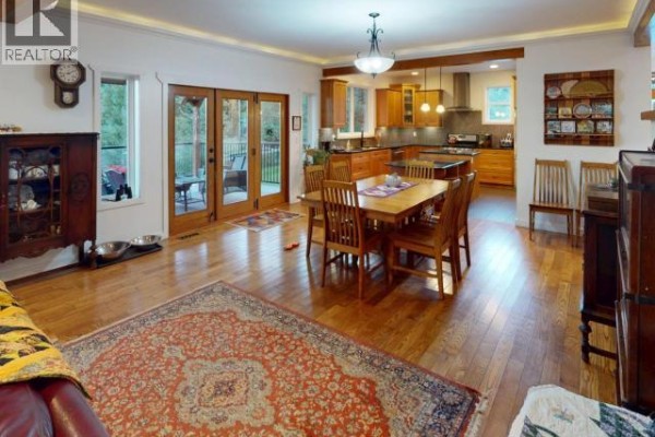 4880 Sanderson Road, Texada Island, BC, photo 3