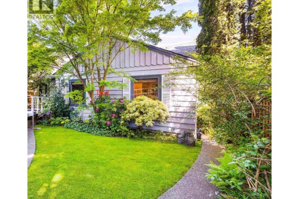 4888 Narvaez Drive, Vancouver, BC V6L2J2 Photo 3