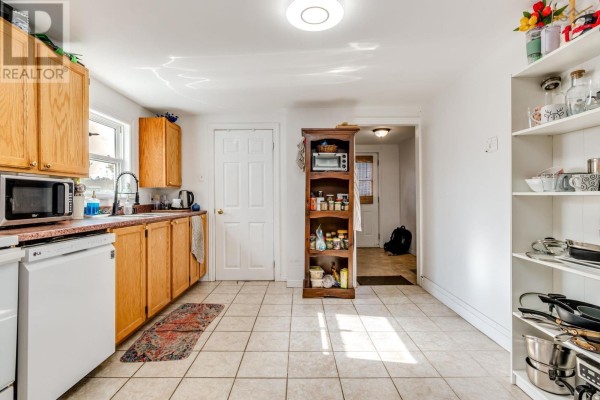 Primary Bedroom - 489 Cobequid Road, Lower Sackville, NS B4C3Y7 Photo 3