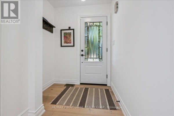 4pc Bathroom - 489 Rebecca Street, Oakville, ON L6K1K8 Photo 5