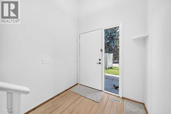 Kitchen - 49, 10001 Brookpark Boulevard Sw, Calgary, AB T2W3E3 Photo 3