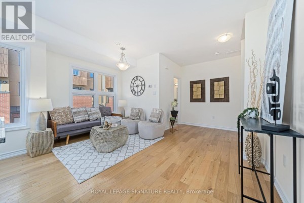 Kitchen - 49 - 28 Curlew Drive, Toronto, ON M3A0A8 Photo 3