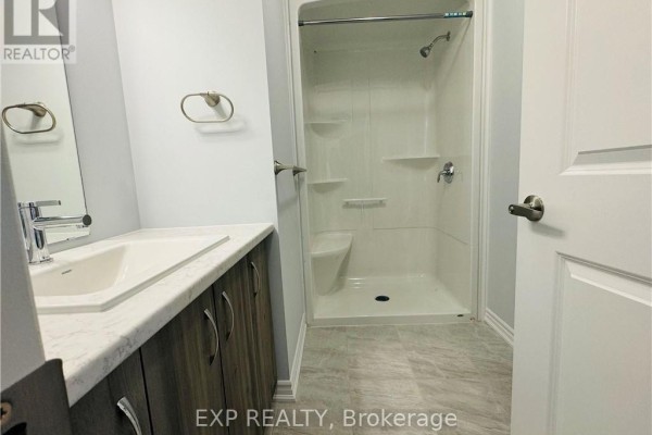 49 - 3 Mann Trail, Welland, ON L3C0K2 Photo 5
