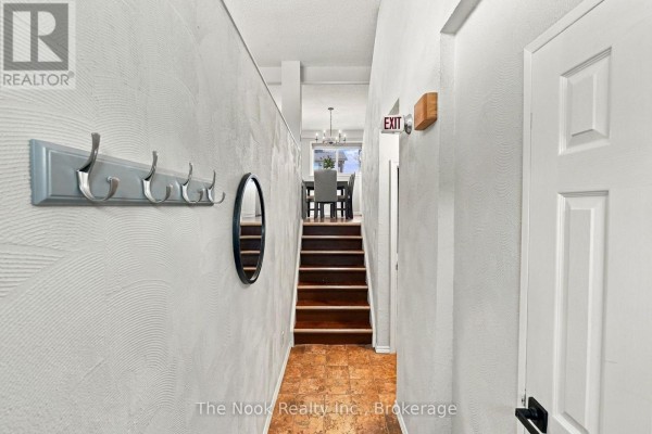 Family room - 49 - 966 Adelaide Avenue E, Oshawa, ON L1K1L2 Photo 4