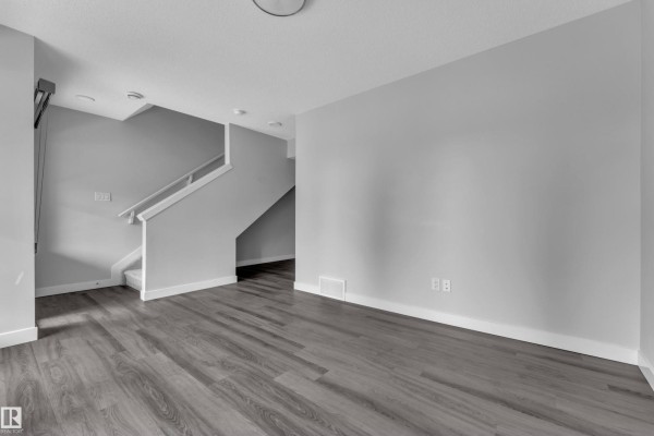 Primary Bedroom - #49 1051 Graydon Hill Bv Sw Sw, Edmonton, AB T6W3C8 Photo 4