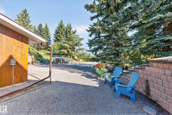 Den - #49 53127 Range Road 211, Rural Strathcona County, AB T8G2C5 Photo 5