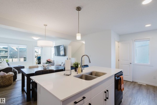 #49 850 Secord Bv Nw, Edmonton, AB T5T7R9 Photo 5