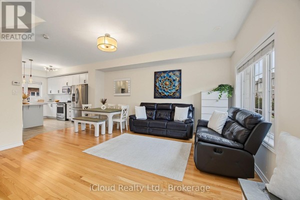 Living room - 49 Aspen Hills Road, Brampton, ON L6Y0H7 Photo 4