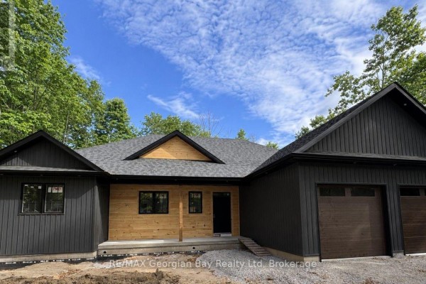49 Beaufort Crescent, Tiny, ON, photo 2