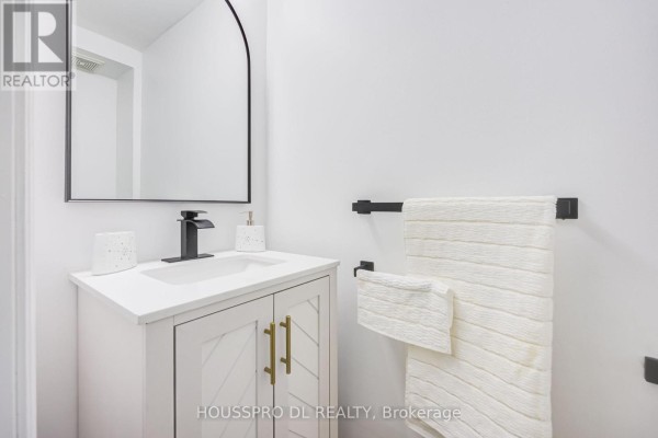 Bedroom 2 - 49 Bowerbank Drive, Toronto, ON M2M1Z9 Photo 5