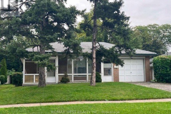 49 Braddock Road, Toronto