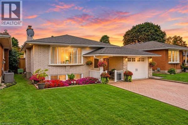Bonus Room - 49 Carnaby Crescent, Kitchener, ON N2A1M6 Photo 2